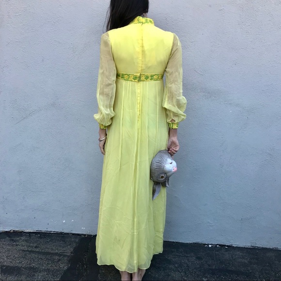 VINTAGE Spring gown!! - Picture 4 of 4